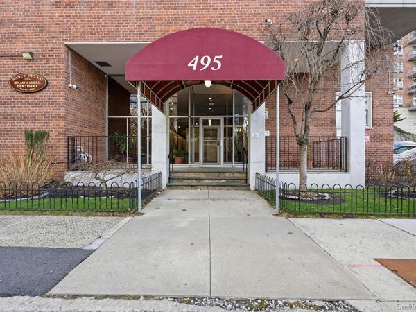 495 Odell Avenue, Unit 8B, Yonkers, NY 10703