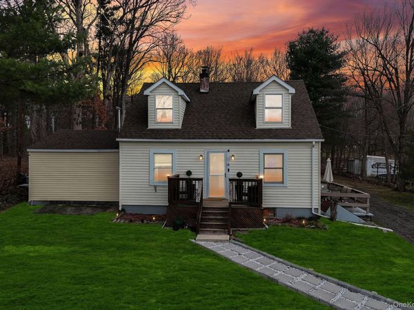 525 Bloomingburg Road, Middletown, NY 10940