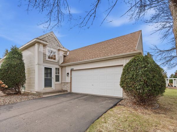 10272 Country Club Curve, Woodbury, MN 55129