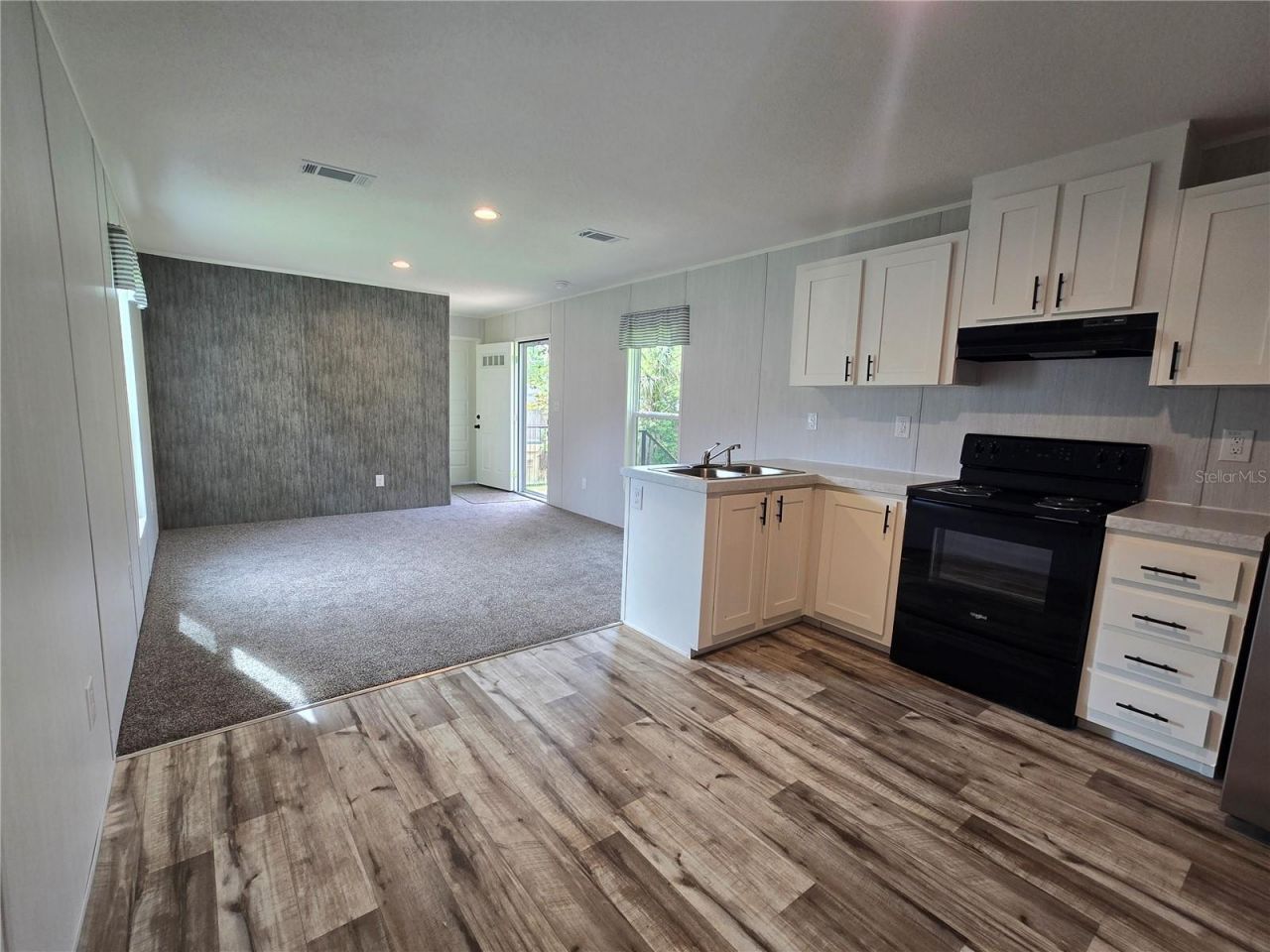 24048 Ermine Road, Astor, FL 32102 Photo