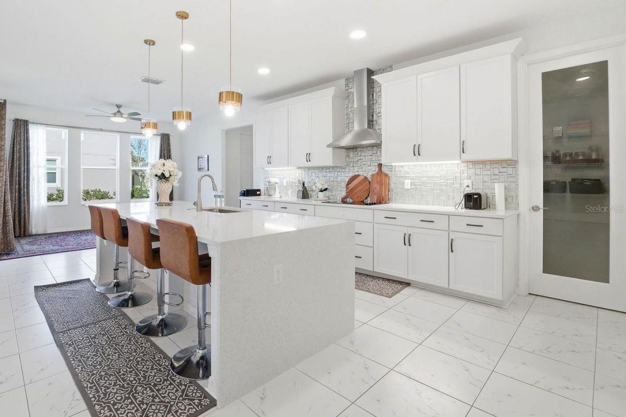 7073 Graybrook Drive, Wesley Chapel, FL 33545 Photo