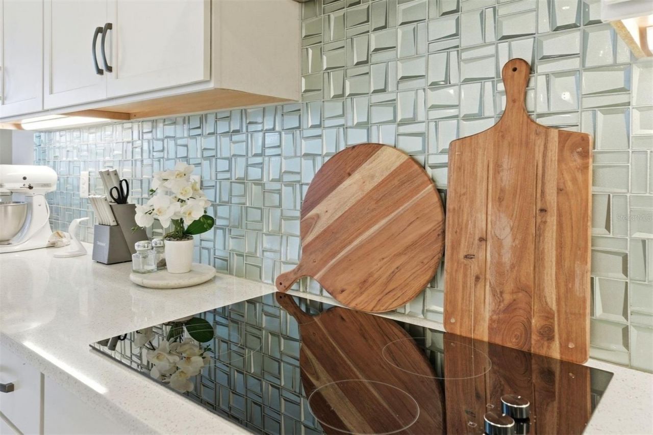 7073 Graybrook Drive, Wesley Chapel, FL 33545 Photo