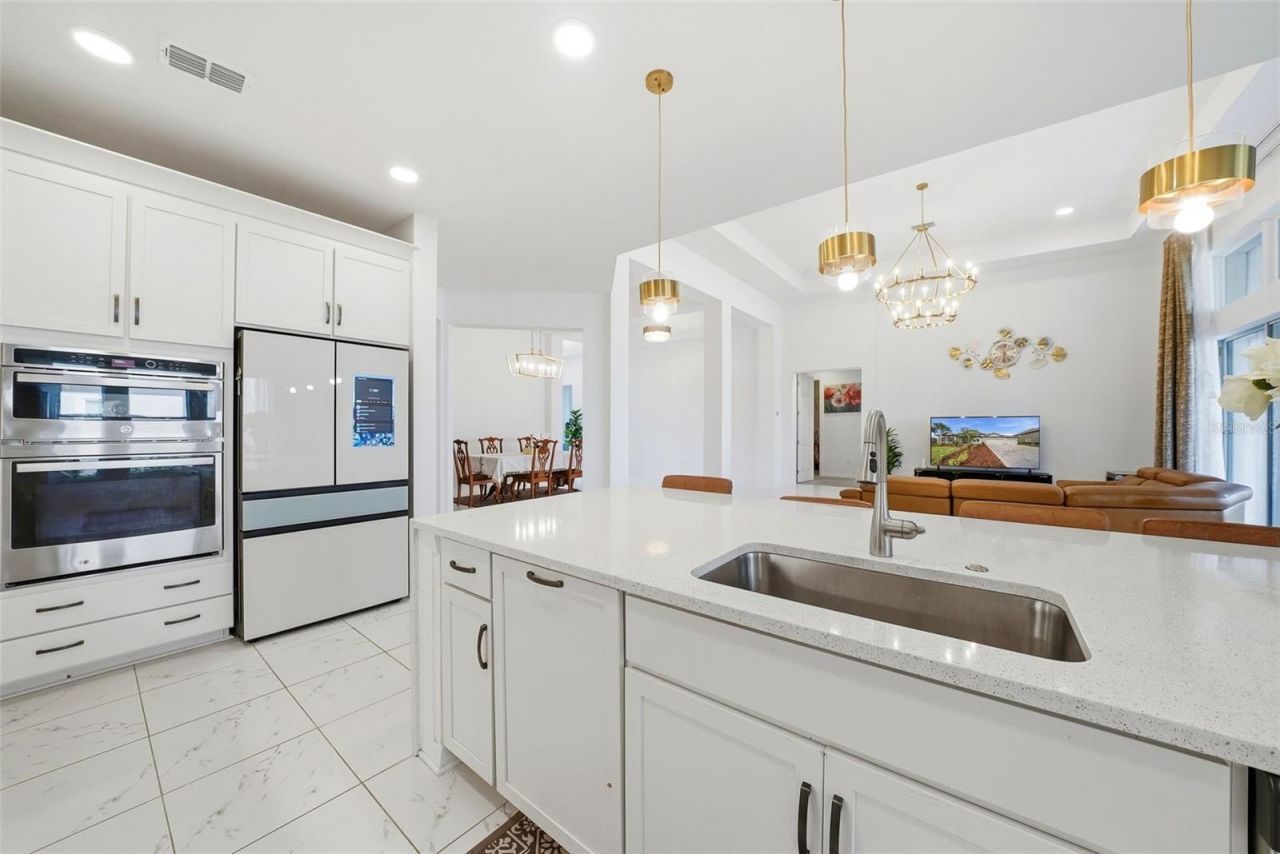 7073 Graybrook Drive, Wesley Chapel, FL 33545 Photo