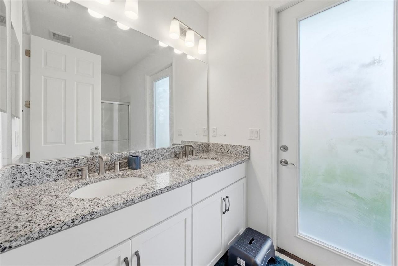 7073 Graybrook Drive, Wesley Chapel, FL 33545 Photo