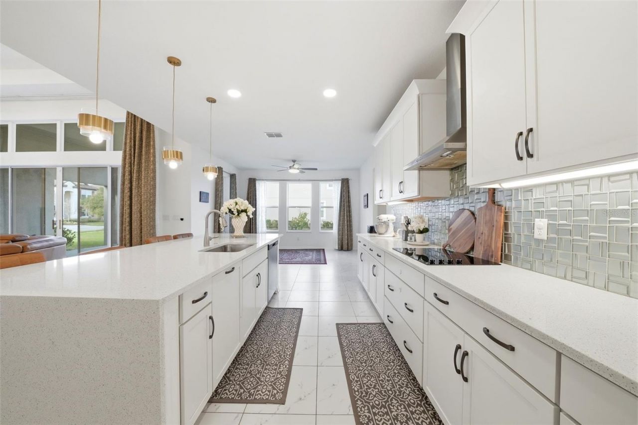 7073 Graybrook Drive, Wesley Chapel, FL 33545 Photo