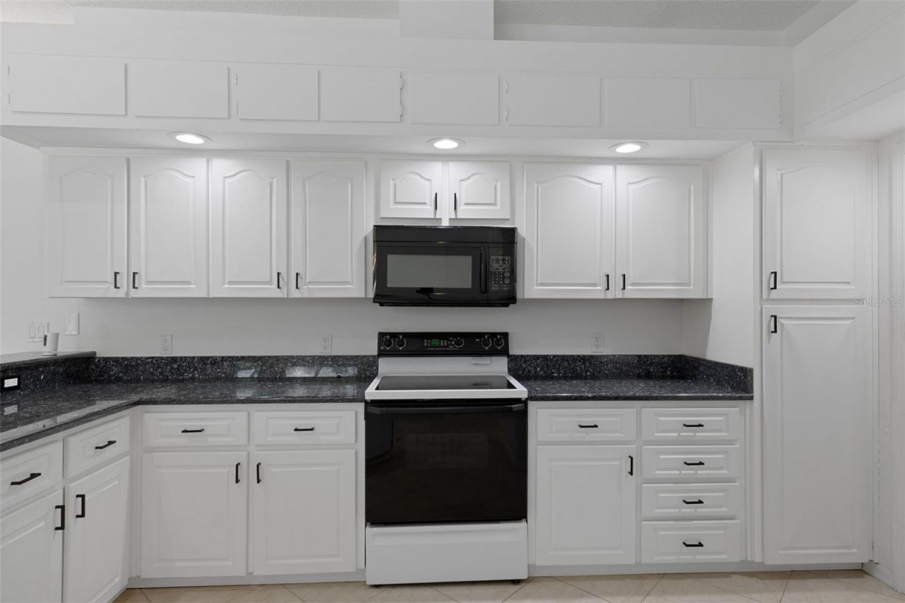 199 N Crystal Meadow Path, Lecanto, FL 34461 Photo