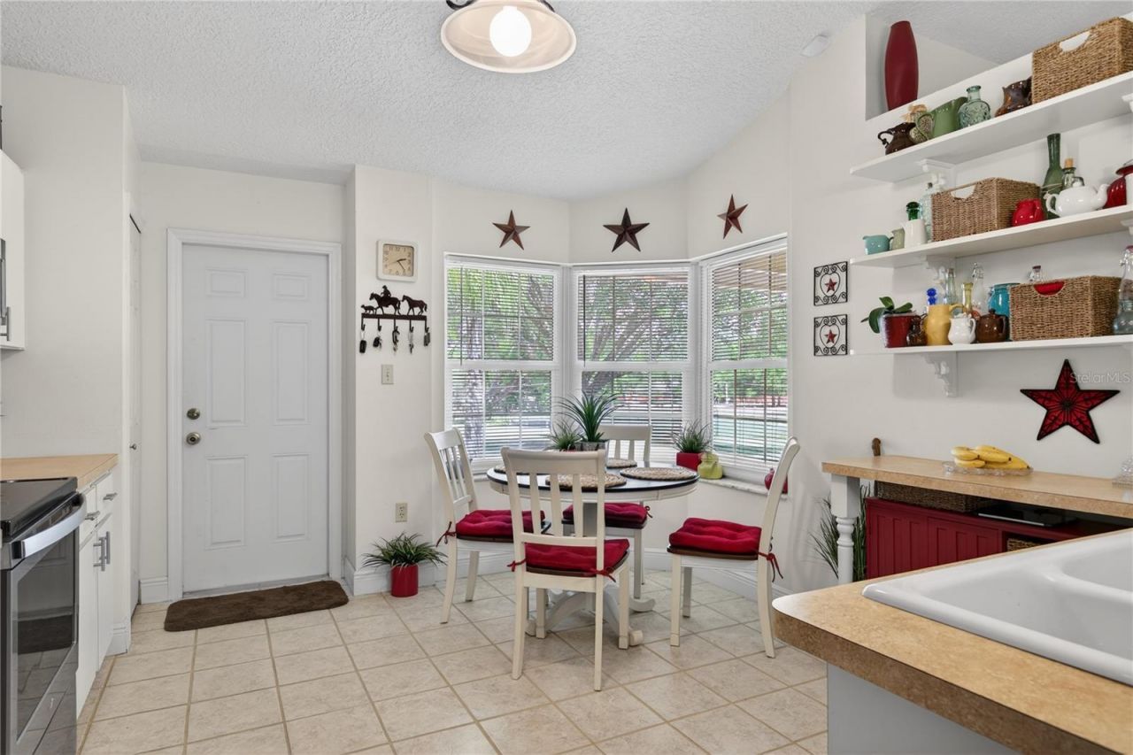 23440 Oak Lane , Sorrento, FL 32776 Photo