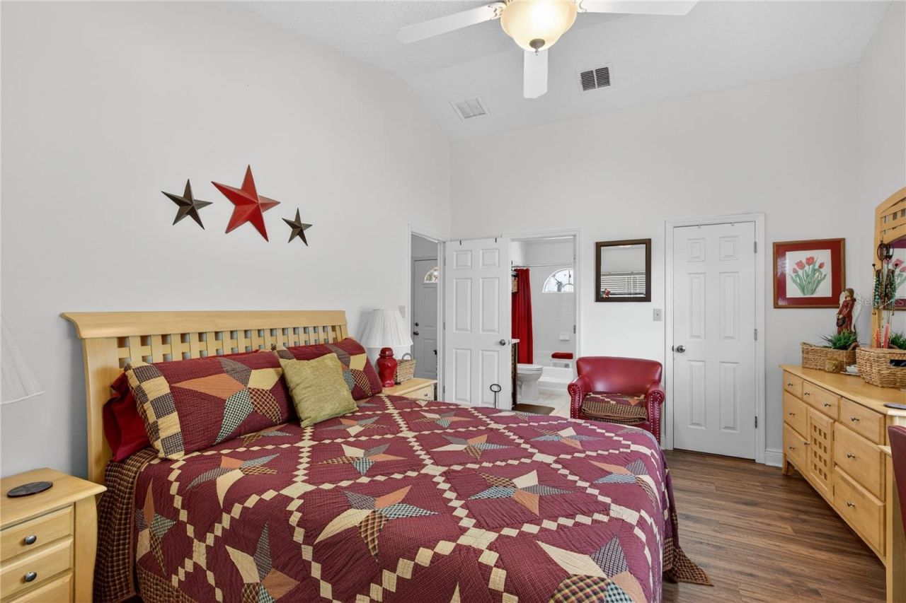 23440 Oak Lane , Sorrento, FL 32776 Photo