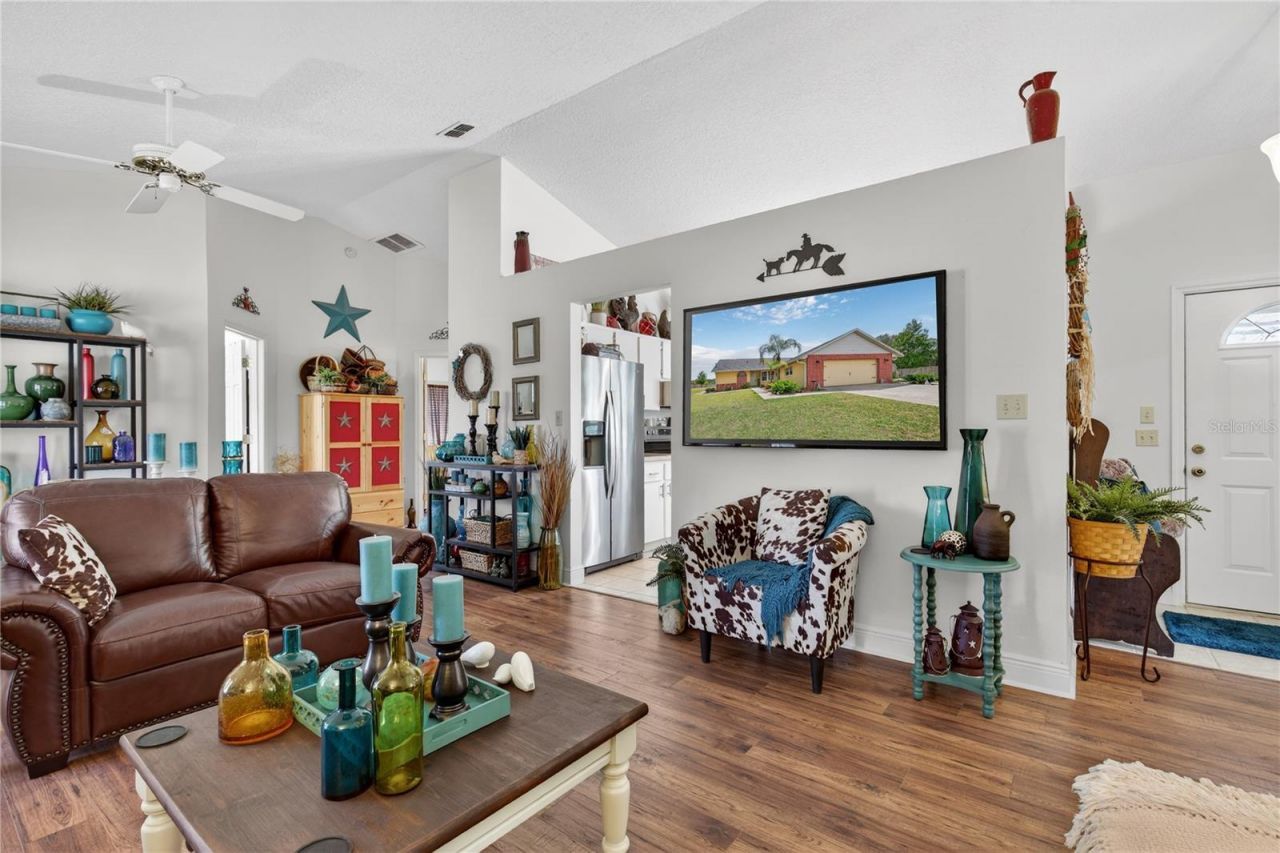 23440 Oak Lane , Sorrento, FL 32776 Photo