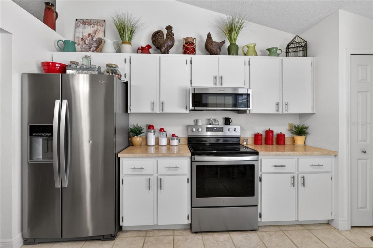 23440 Oak Lane , Sorrento, FL 32776 Photo