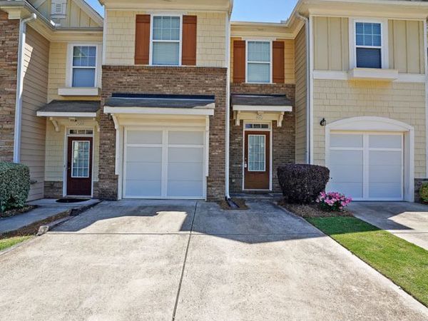 2062 Lakeshore Overlook Drive NW, Kennesaw, GA 30152