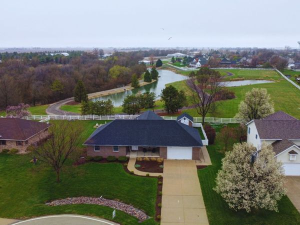 2388 Indian Grass Road, Morris, IL 60450