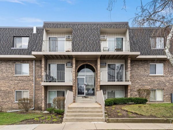 983 Crimson Court , Unit 2-206, Prospect Heights, IL 60070