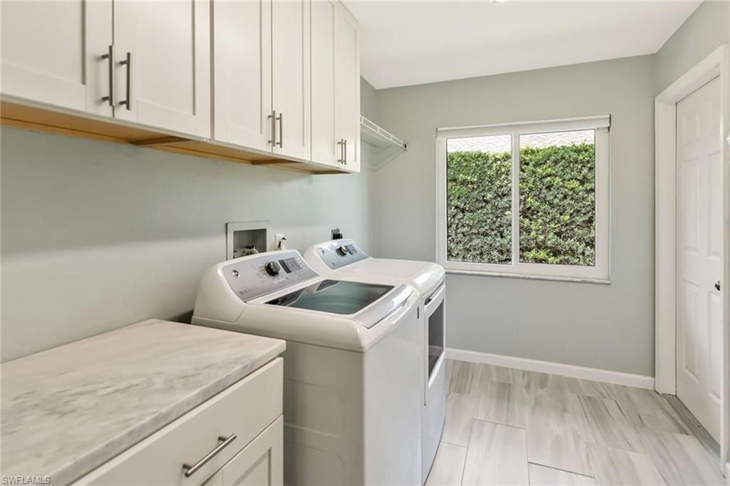 10361 Windsor Way, Naples, FL 34109 Photo