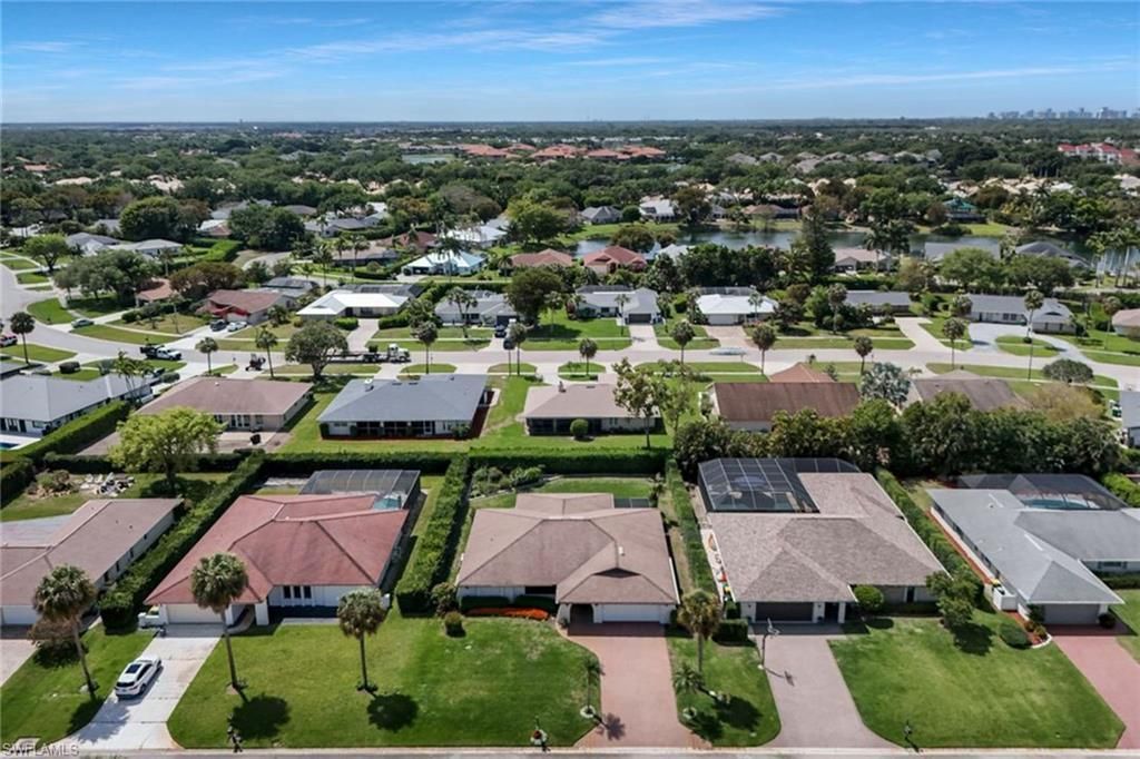 10361 Windsor Way, Naples, FL 34109 Photo