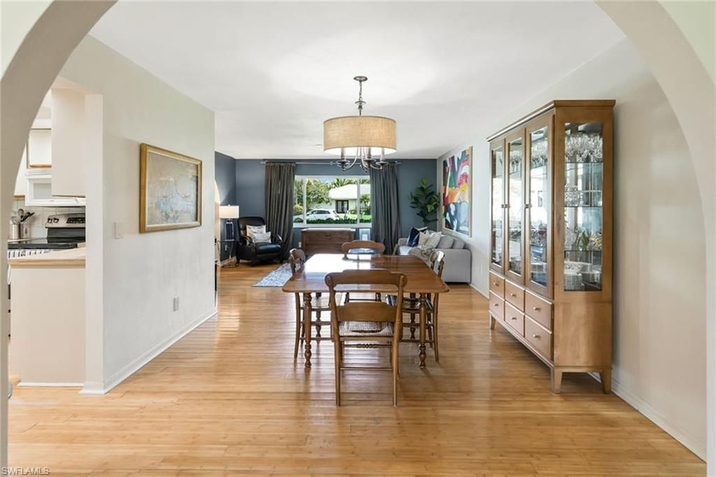 10361 Windsor Way, Naples, FL 34109 Photo