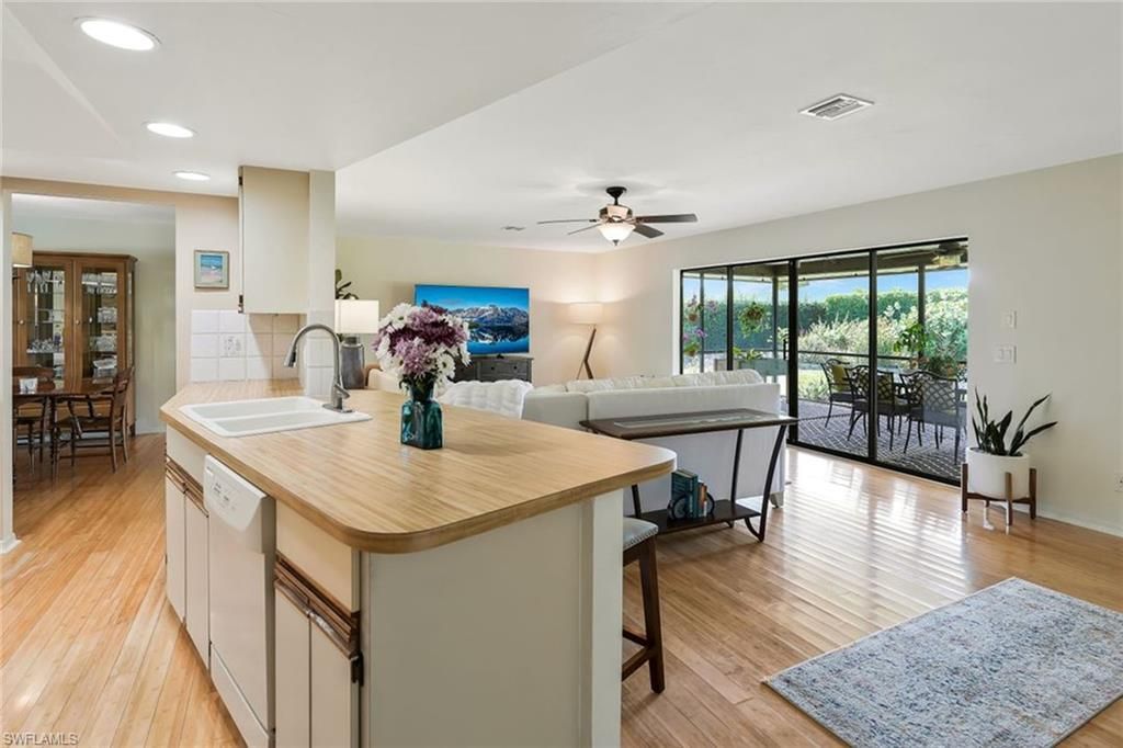 10361 Windsor Way, Naples, FL 34109 Photo