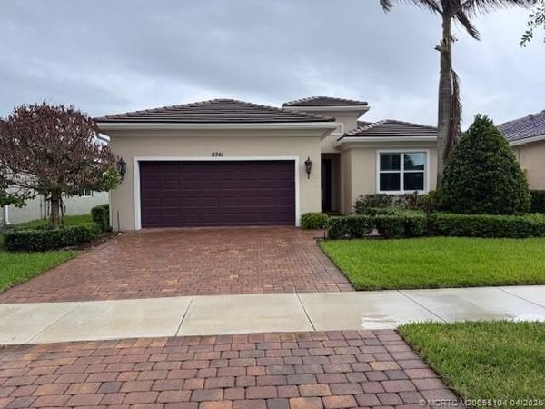 8741 SW Vico Way, Port St Lucie, FL 34987