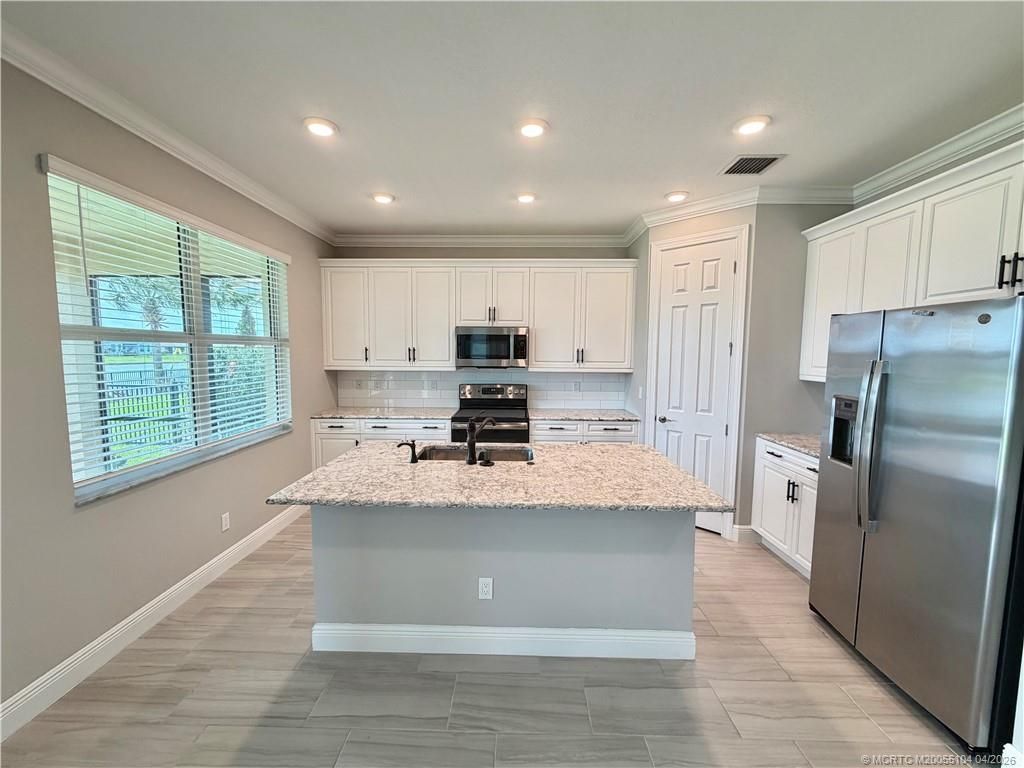 8741 SW Vico Way, Port Saint Lucie, FL 34987 Photo