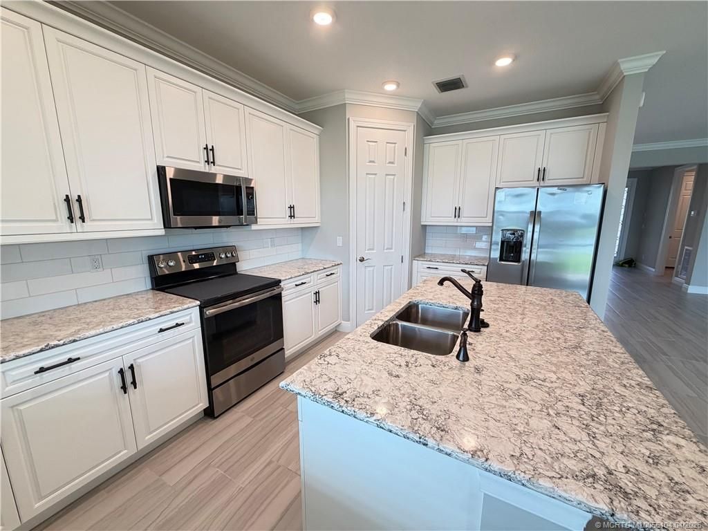8741 SW Vico Way, Port Saint Lucie, FL 34987 Photo