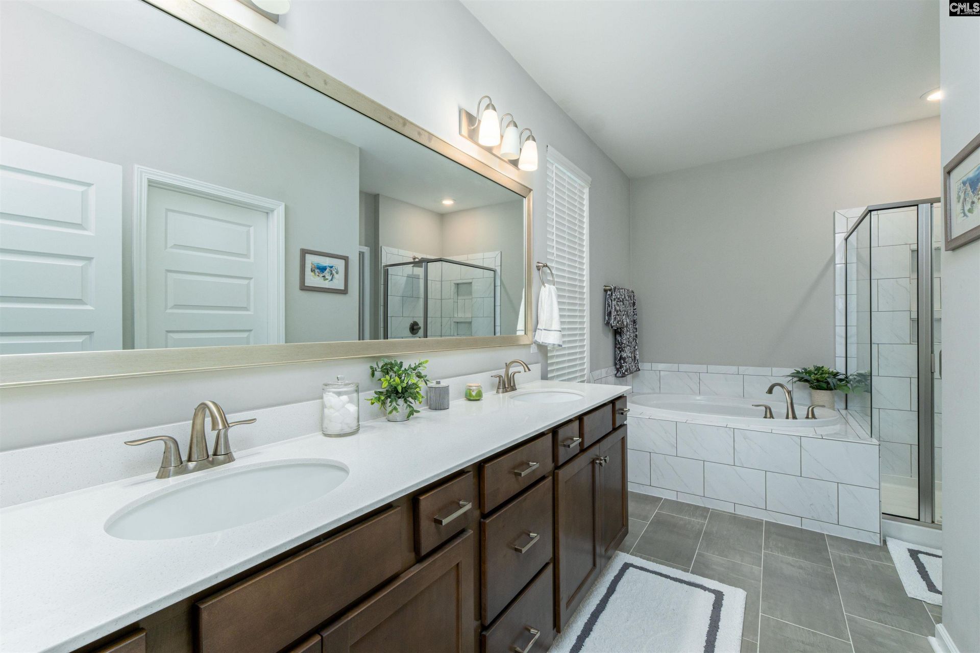 544 Harbour Point Drive  Photo 17