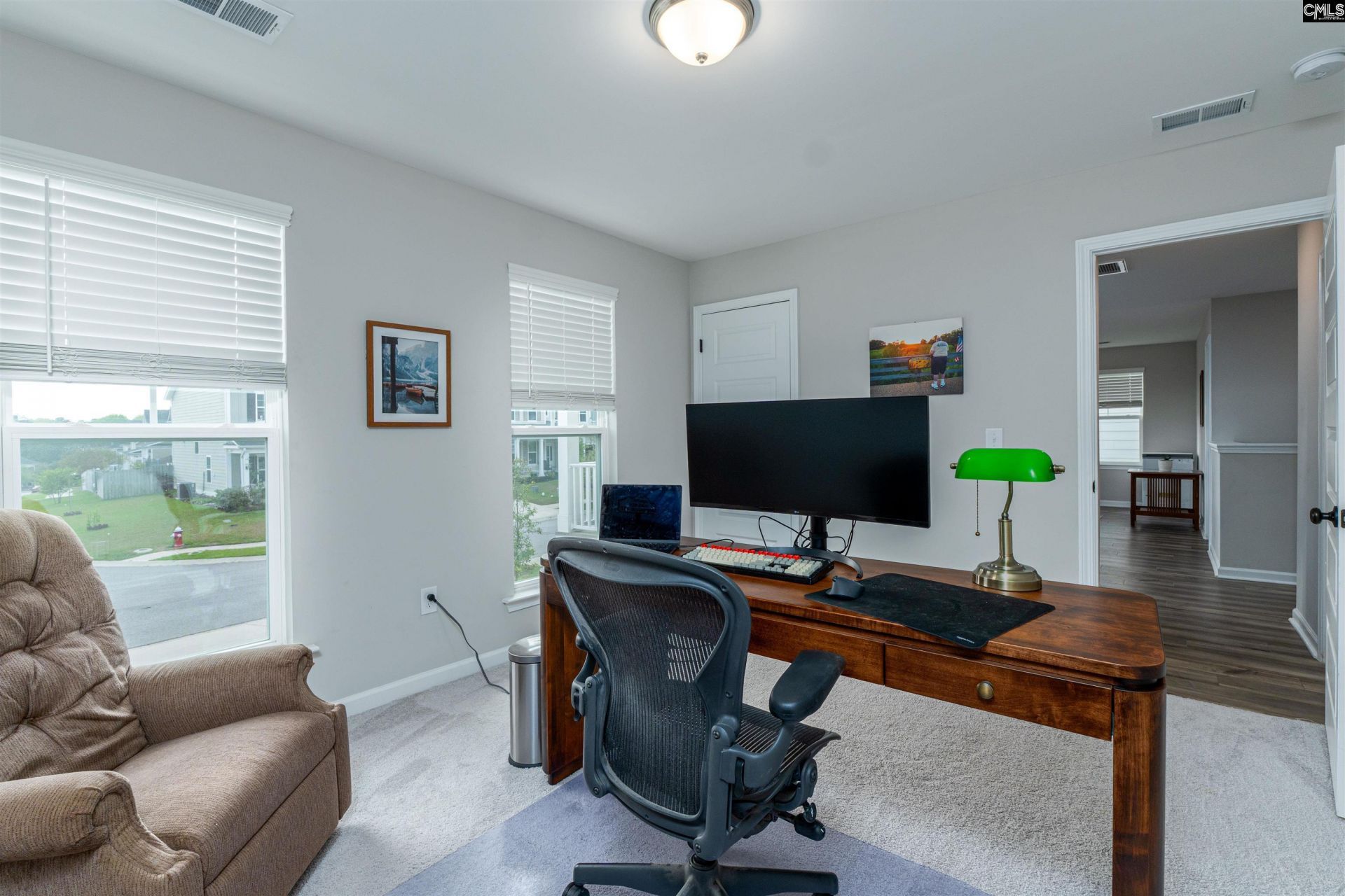 544 Harbour Pointe Drive Photo 27
