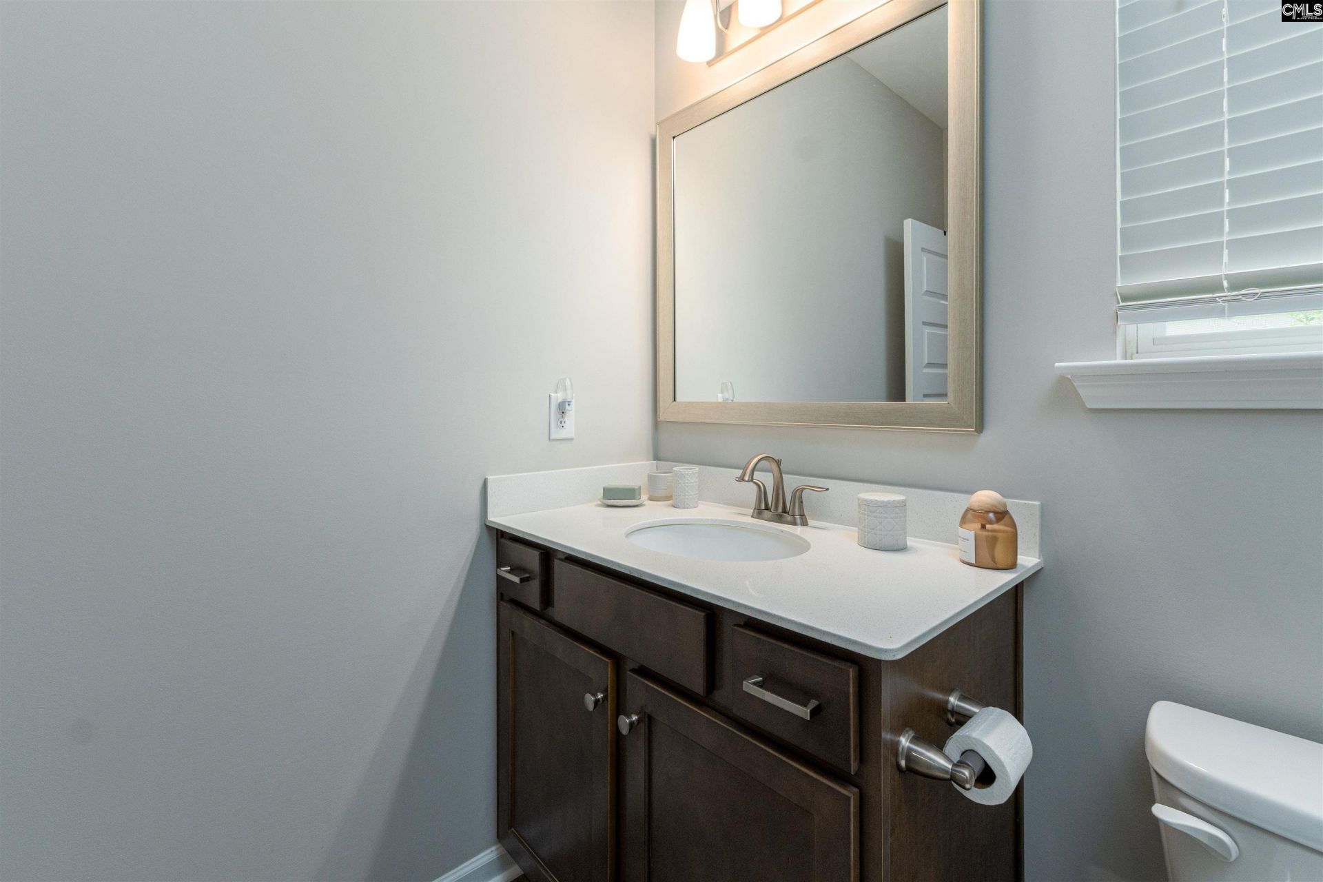 544 Harbour Pointe Drive Photo 29