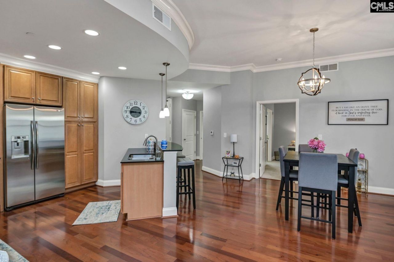 601 Main Street  Photo 17