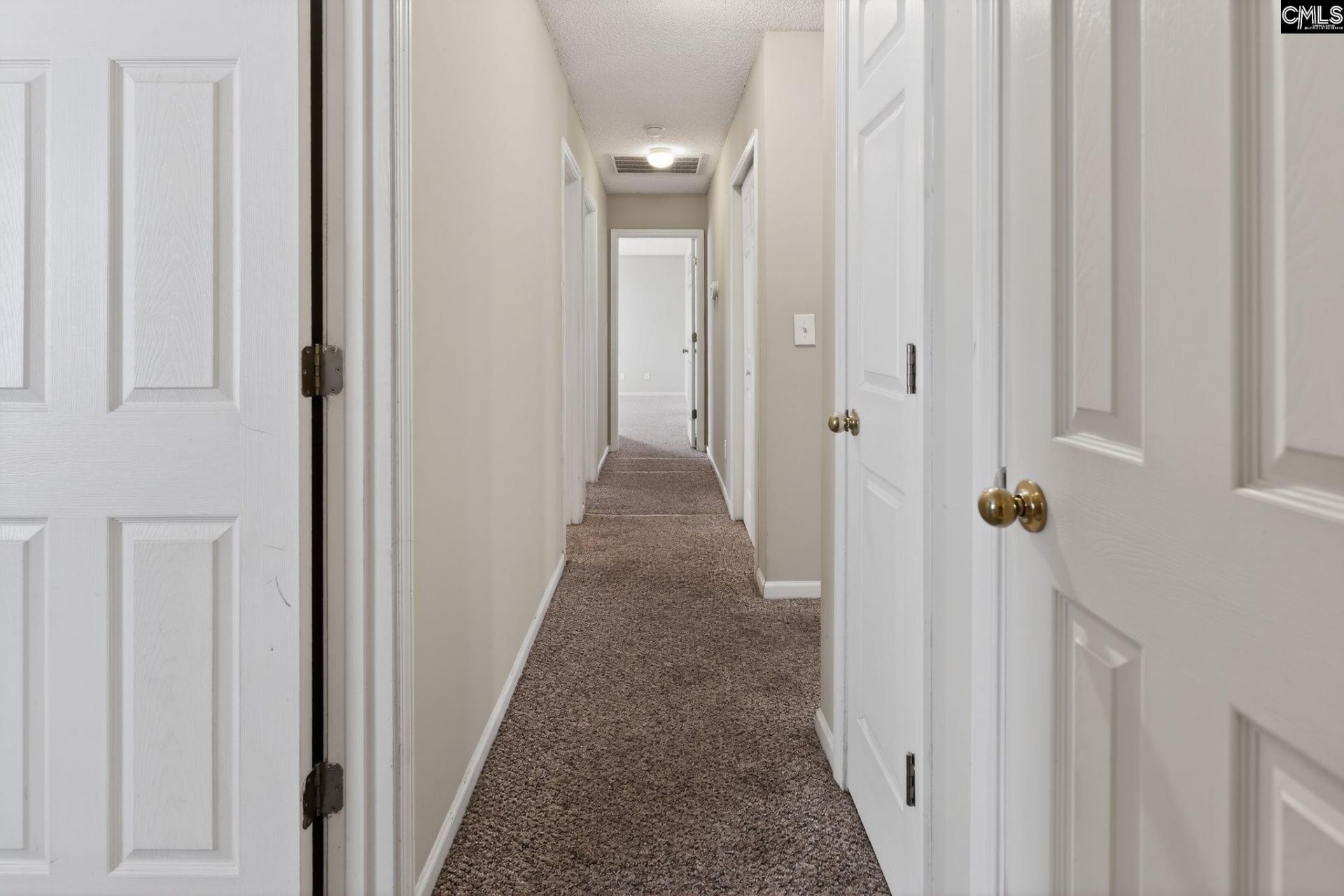 10 Crimson Court  Photo 16