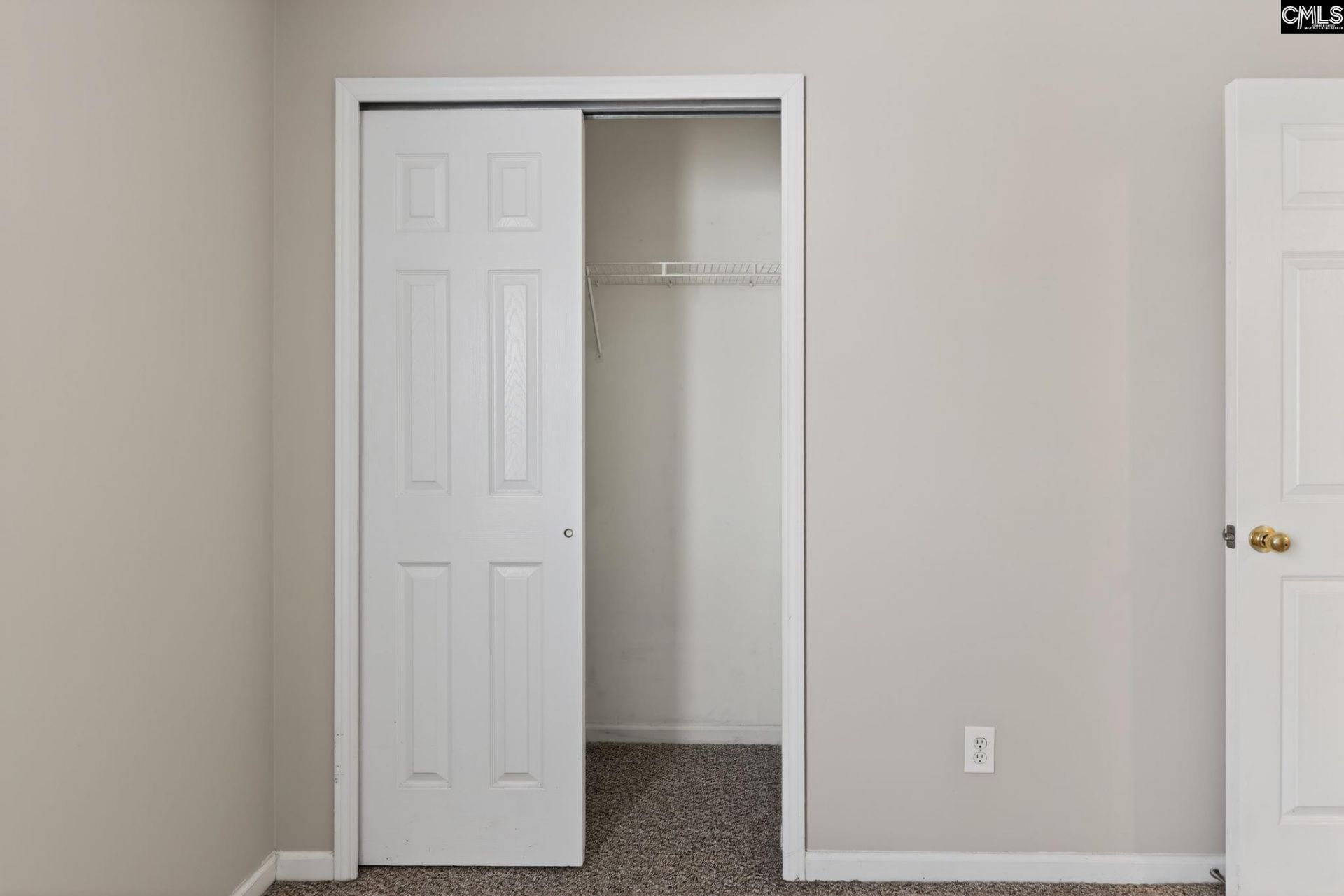 10 Crimson Court  Photo 27