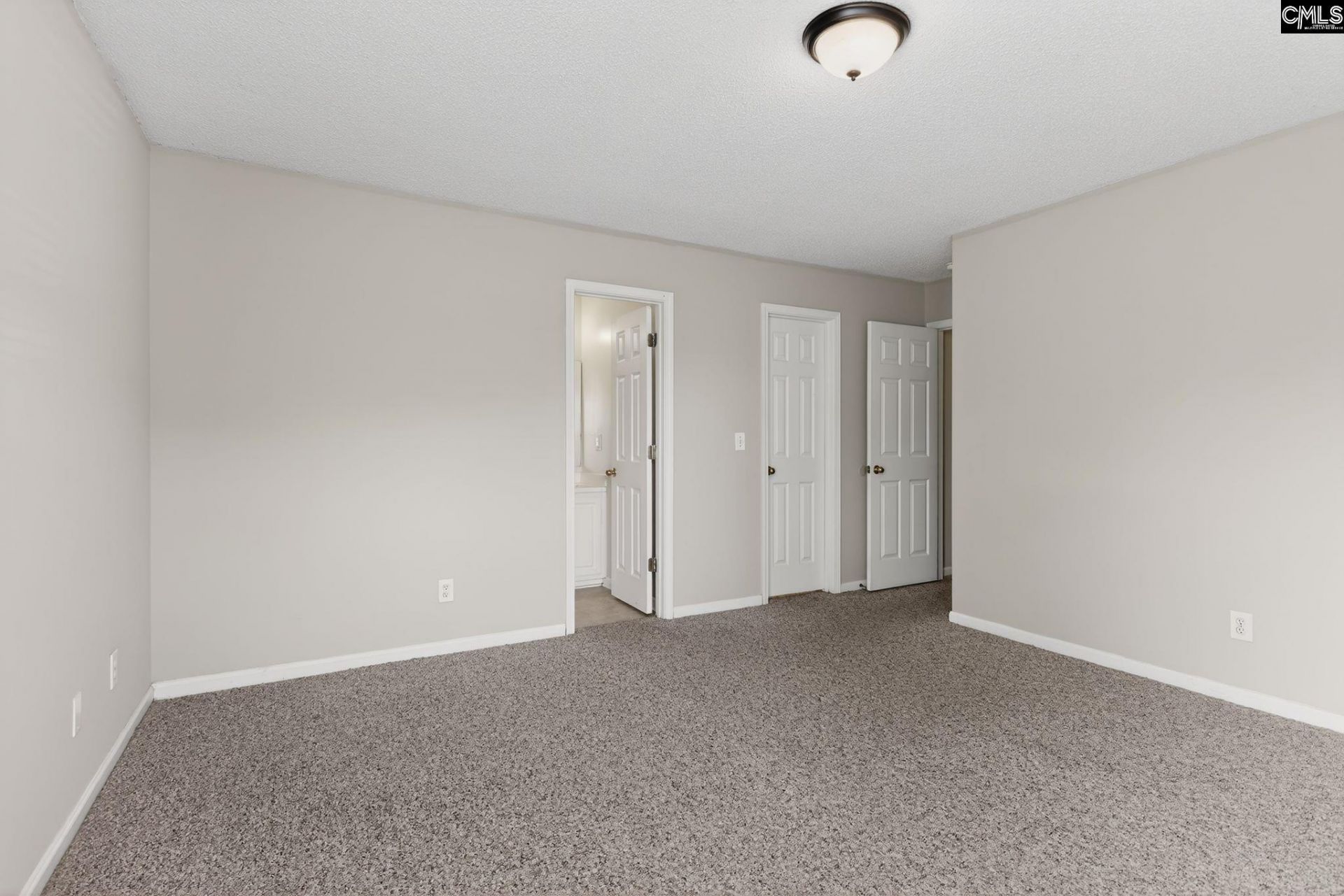 10 Crimson Court  Photo 28