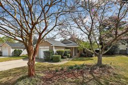 10 Crimson Court  photo 4