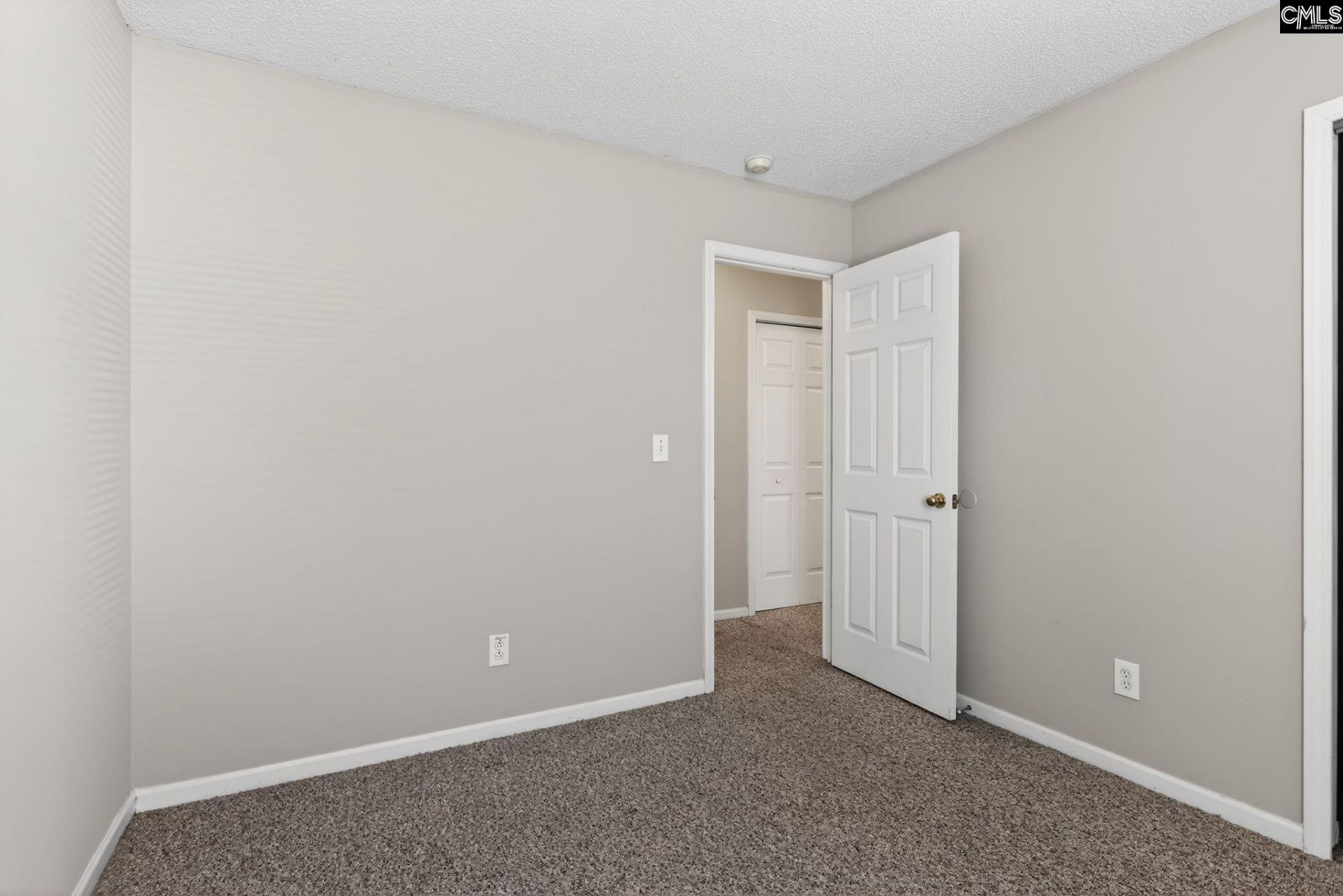 10 Crimson Court  Photo 30