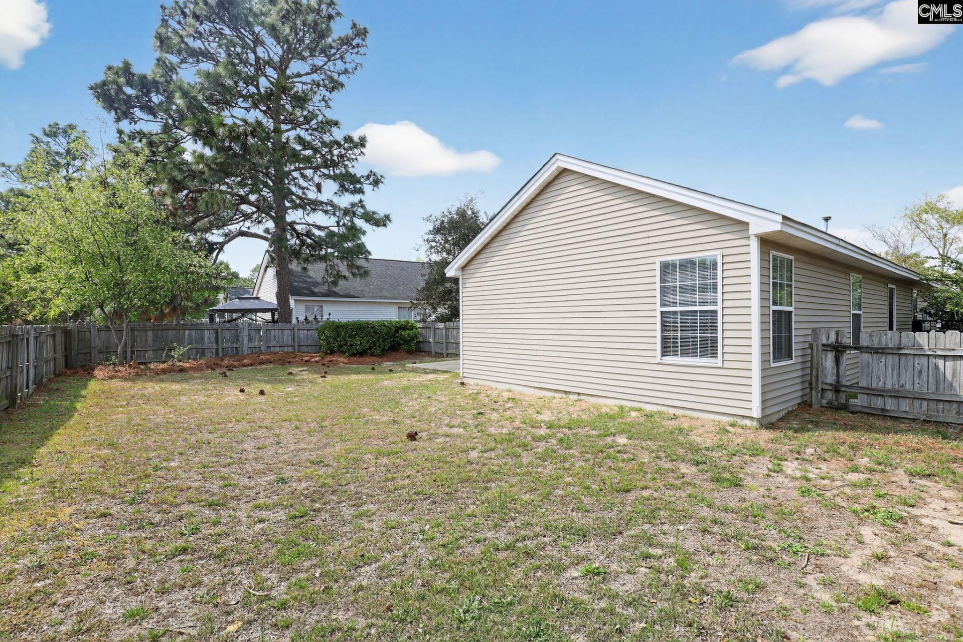 10 Crimson Court  Photo 33