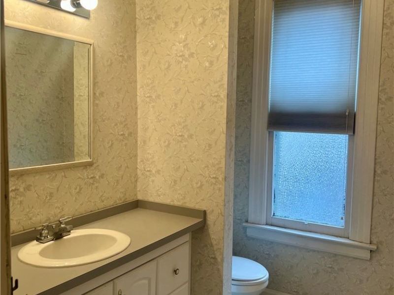 205 N 5th Street, Martins Ferry, OH 43935 Photo 18