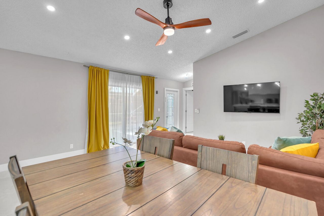 1329 Periwinkle Place, Wellington, FL 33414 Photo