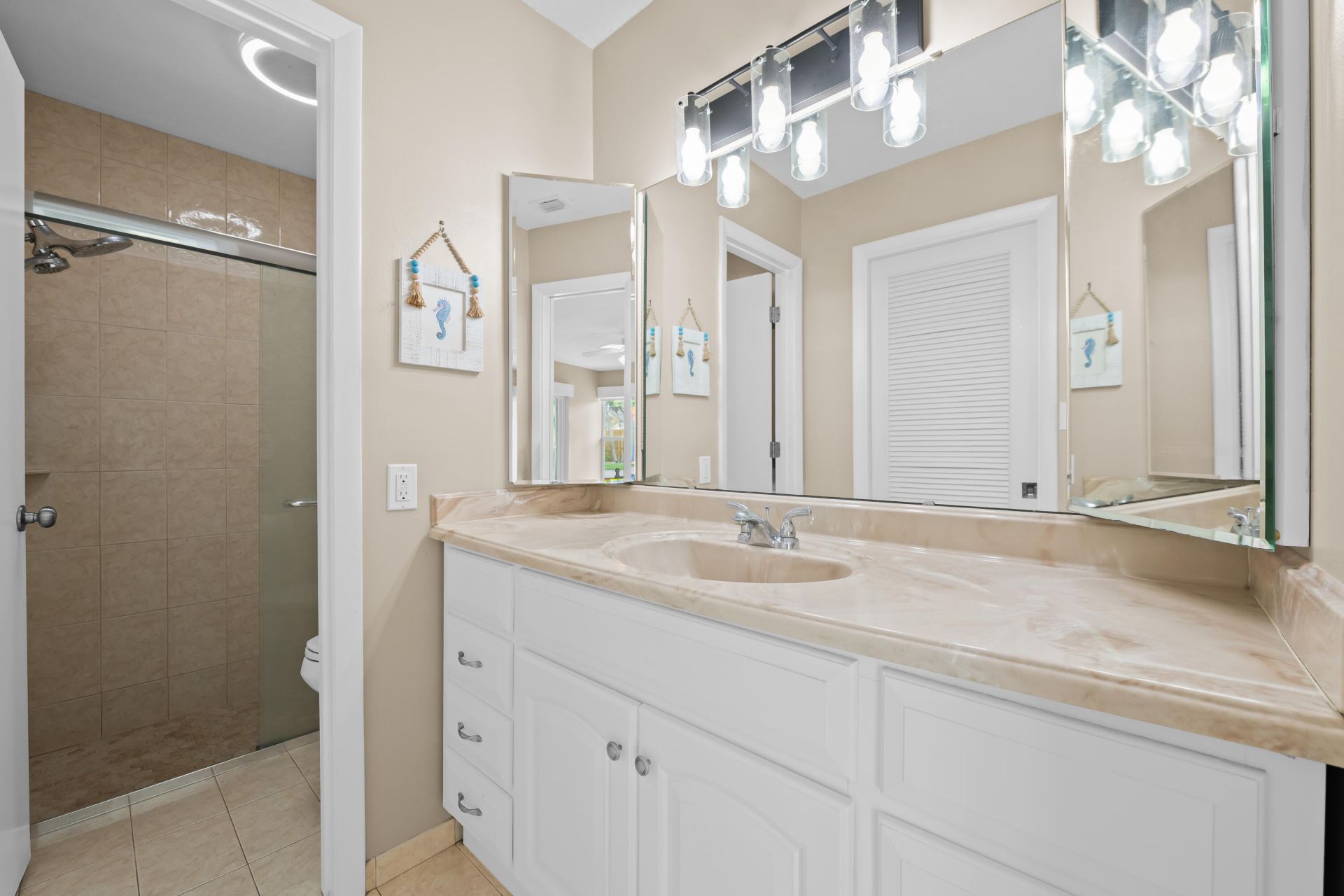 21521 E Hollandaire Dr Drive E, Boca Raton, FL 33433 Photo