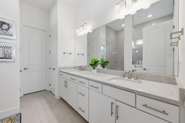 432 SE Filoli Drive, Port Saint Lucie, FL 34984 Photo