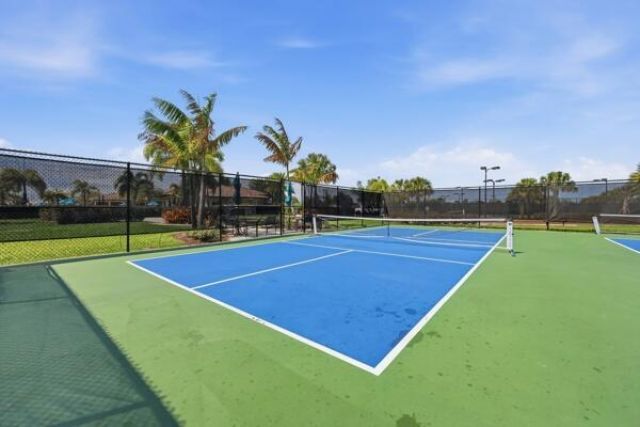 432 SE Filoli Drive, Port Saint Lucie, FL 34984 Photo