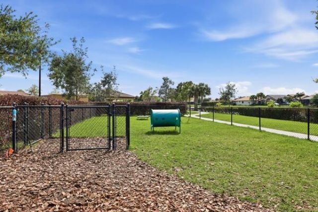 432 SE Filoli Drive, Port Saint Lucie, FL 34984 Photo