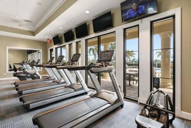 432 SE Filoli Drive, Port Saint Lucie, FL 34984 Photo