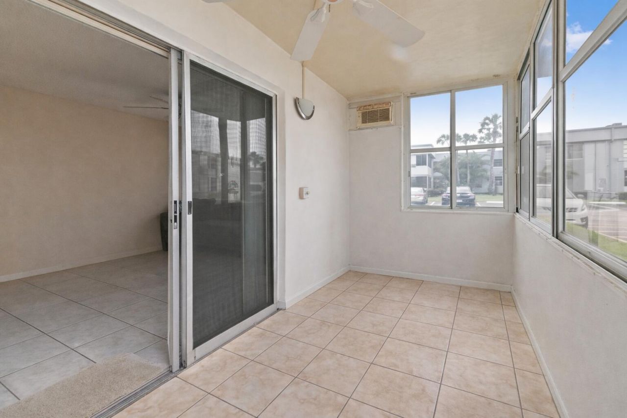 211 Piedmont E, Delray Beach, FL 33484 Photo