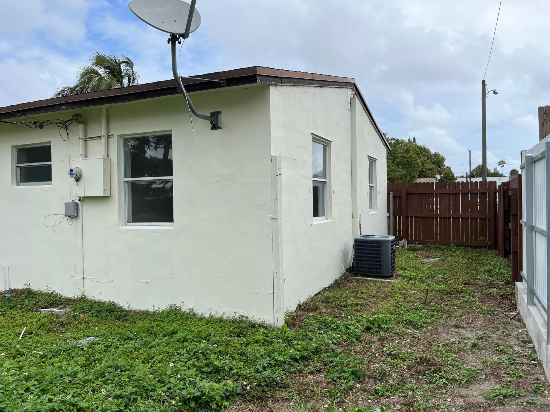 1327 SW 22nd Avenue, Fort Lauderdale, FL 33312 Photo