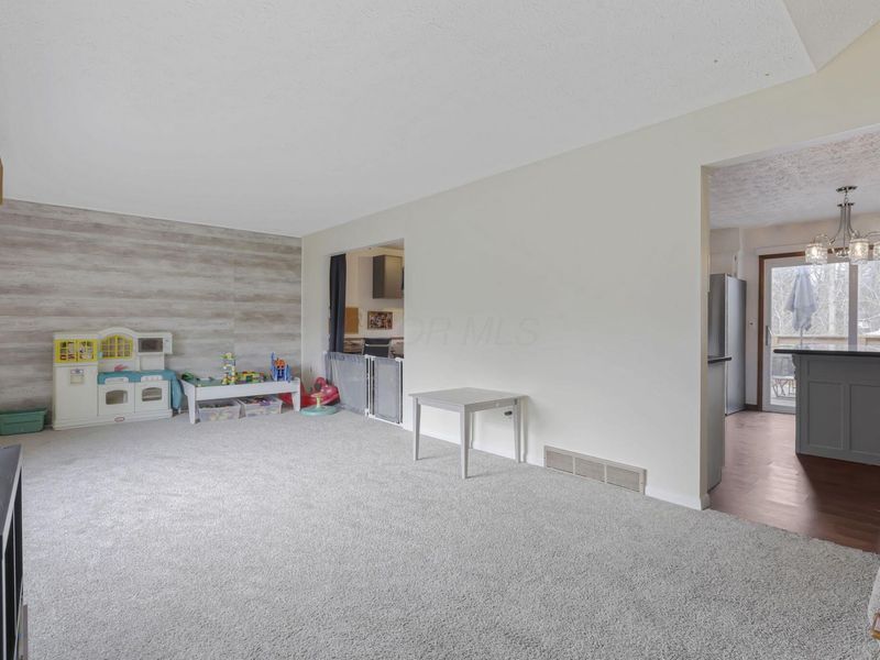 1008 Peggys Cove, Reynoldsburg, OH 43068 Photo 6