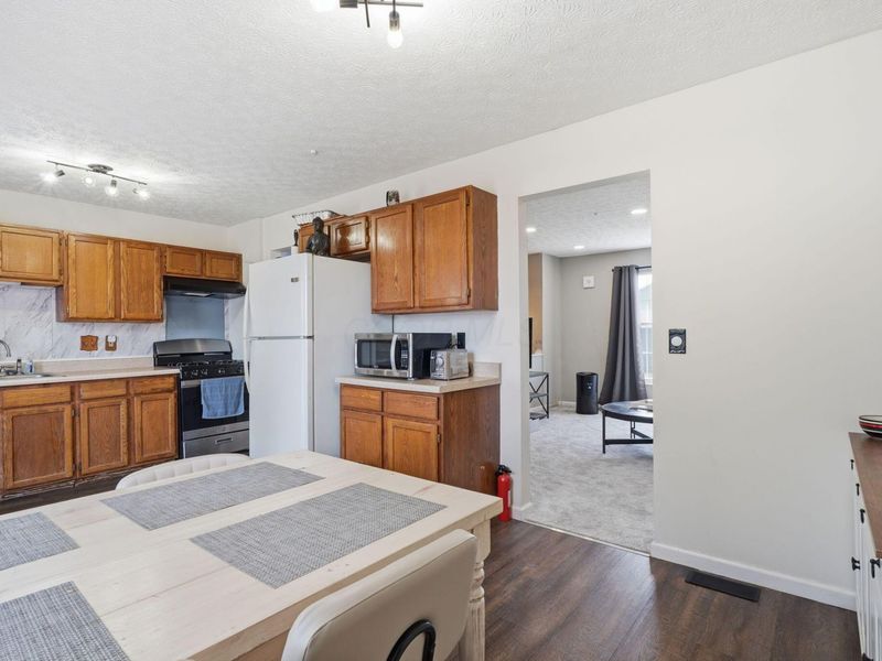 492 Courtright Drive , Pickerington, OH 43147 Photo 12