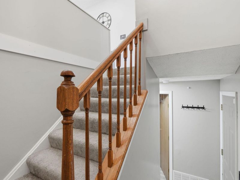 492 Courtright Drive , Pickerington, OH 43147 Photo 8