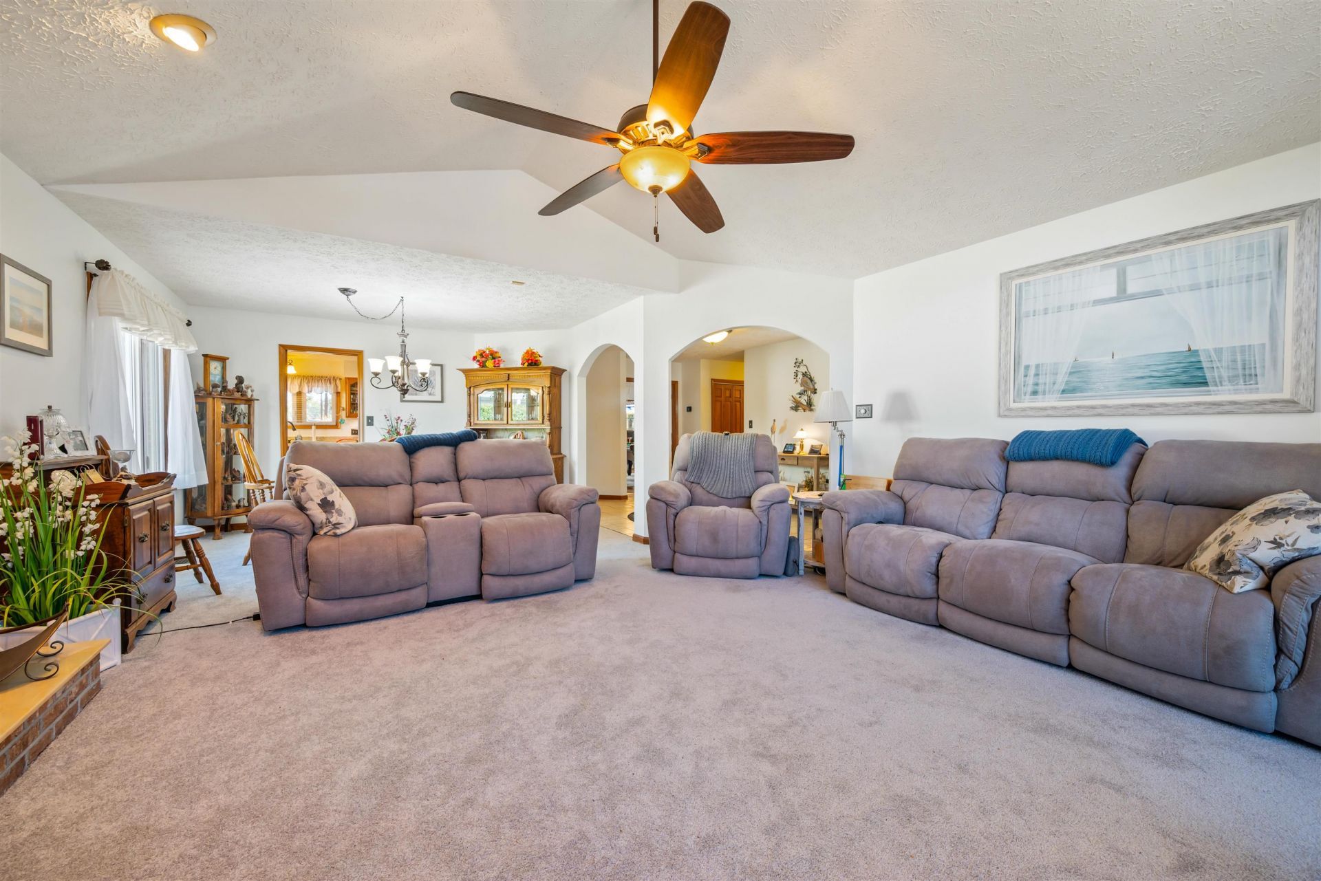 4746 National Dr. Photo 10