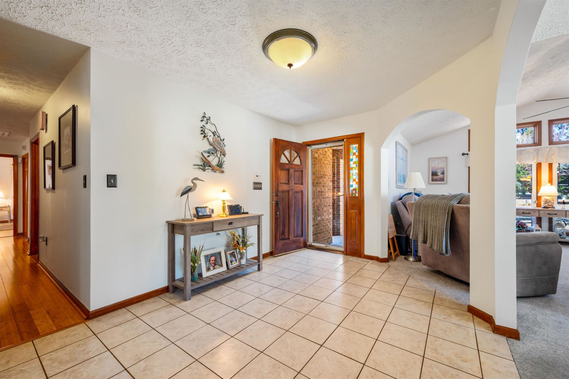 4746 National Dr.  Photo 4