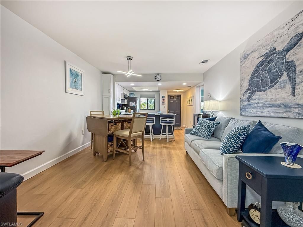 4790 Cleveland Ave , Unit 2007, Fort Myers, FL 33907 Photo