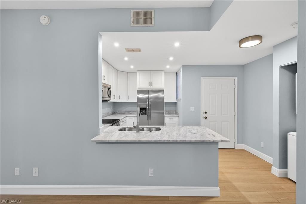 4109 Bellasol Cir, Unit 1113, Fort Myers, FL 33916 Photo